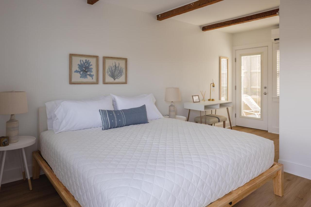 Inn On The Beach Харуич Порт Екстериор снимка